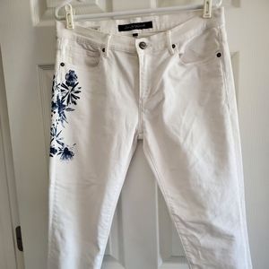 Driftwood Marilyn Womens White Slim Denim Jeans 31/26 Blue Painted Flowers